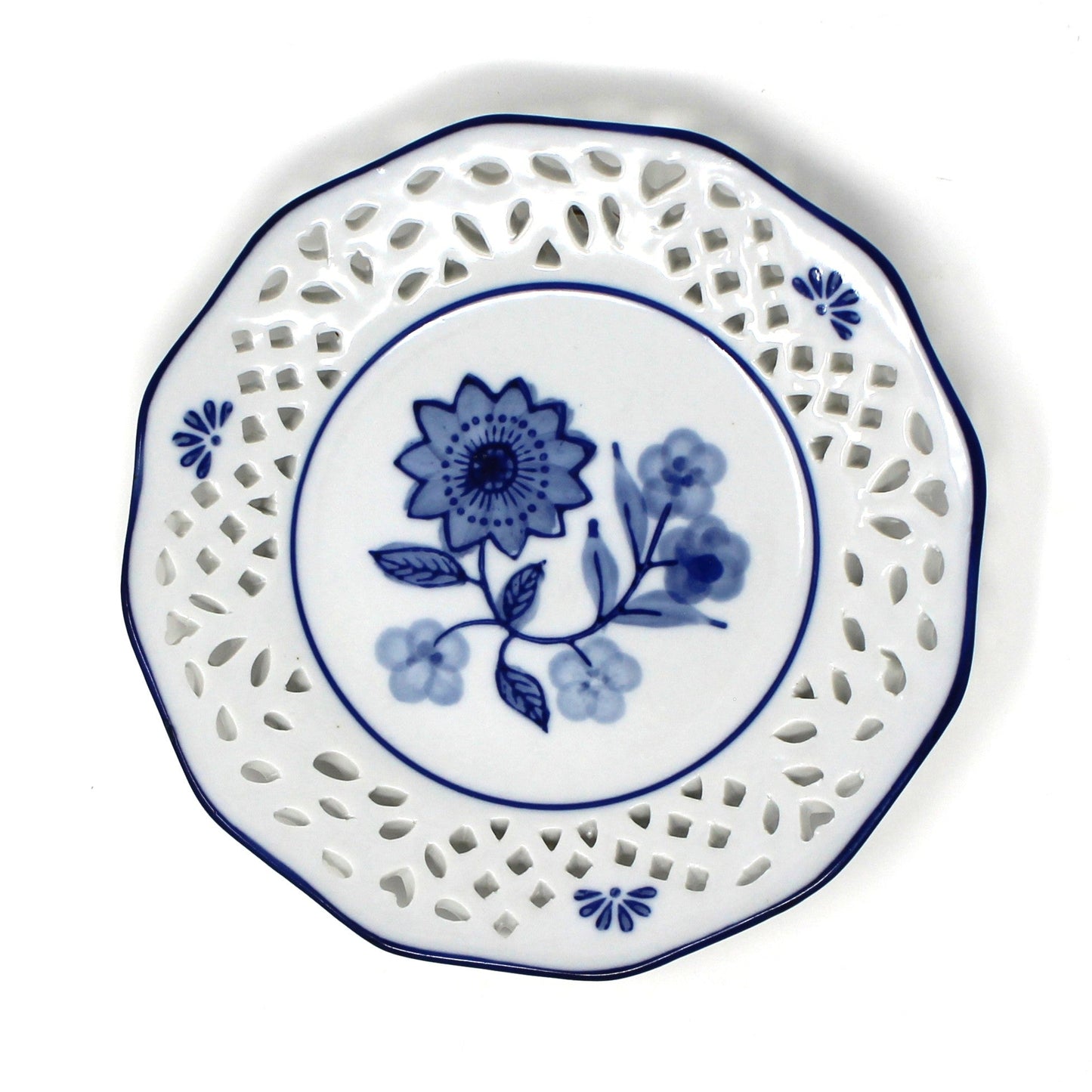 Decorative Plates, Blue and White, Floral Open Work by WMG, Set of 4, Wall Decor Plates