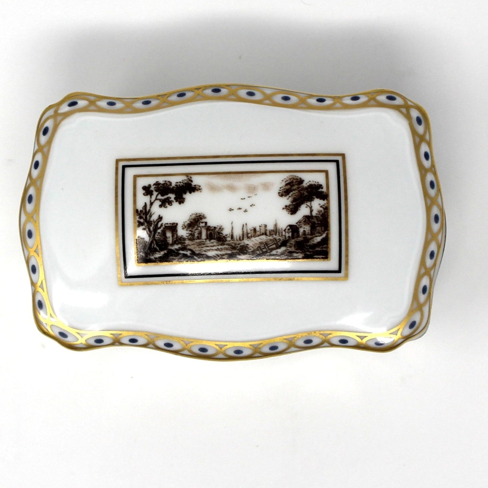 Decorative Italian porcelain box by Ginori with Fiesole pattern.  Italian villa design on lid.  