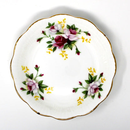 Royal Windsor Vintage Fruit / Dessert Bowl with floral design, pink and red roses with tiny yellow floral sprigs