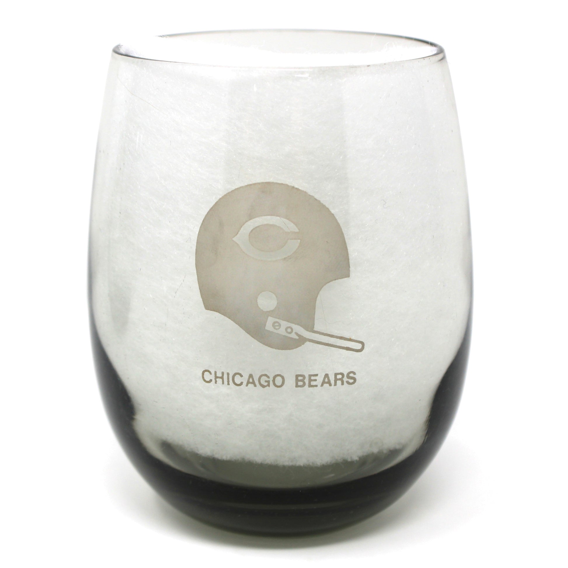 Stemless wine glass with Chicago Bears logo on a white background