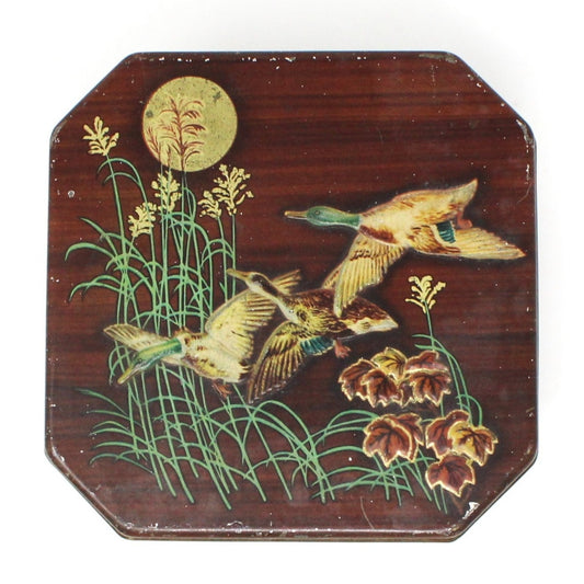 Gift Tin / Cookie Tin, Flying Mallard Ducks Tin, England Vintage