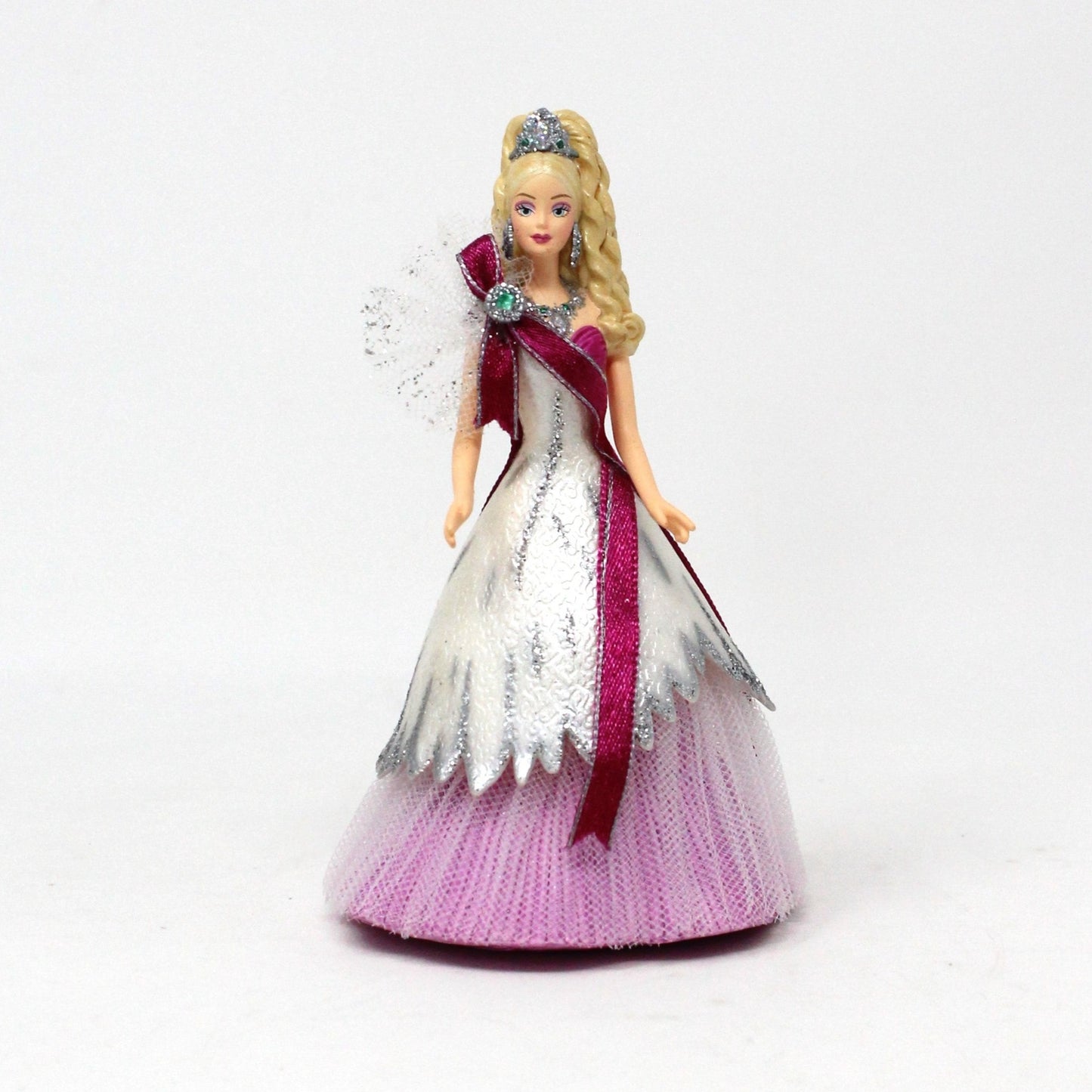 Ornament, Hallmark, Celebration Barbie #6, 2005