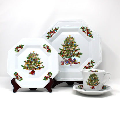 Dinnerware, Fairfield, Peace on Earth Christmas Tree Pattern, Service for 4 (16 Pcs), Vintage