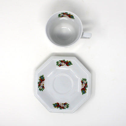 Dinnerware, Fairfield, Peace on Earth Christmas Tree Pattern, Service for 4 (16 Pcs), Vintage