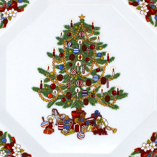 Dinnerware, Fairfield, Peace on Earth Christmas Tree Pattern, Service for 4 (16 Pcs), Vintage