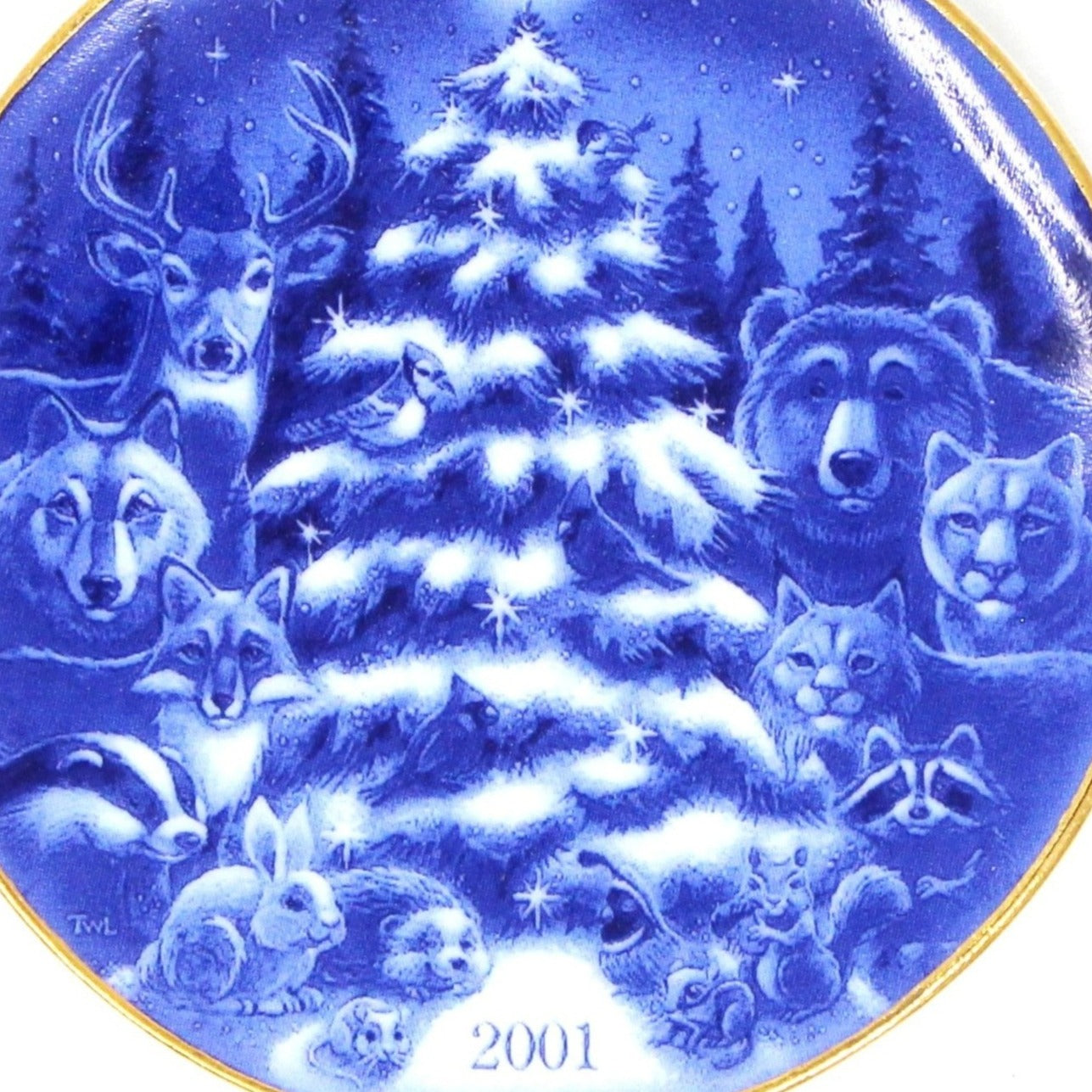 Ornament, Hallmark Keepsake, Christmas Keeps Us Together, Blue Collector's Plate with stand, In Box, 2001