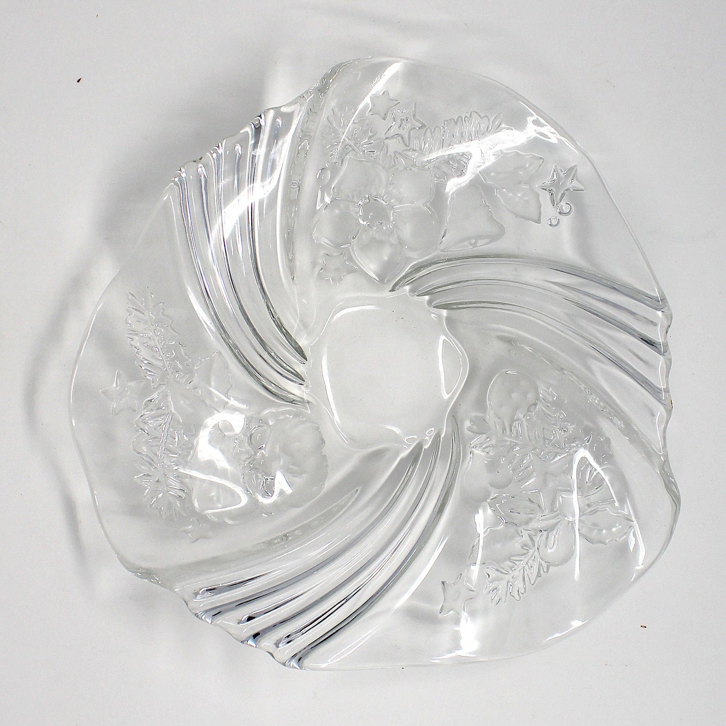 Bon Bon / Candy Dish, Mikasa, Christmas Medley, Frosted Glass, Germany, Vintage 9"