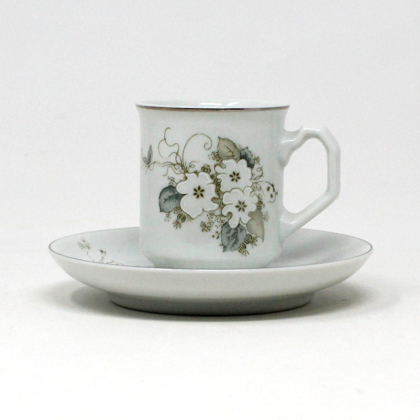 Demitasse & Saucer, Porcelana Schmidt by Leart, White Florals, Vintage