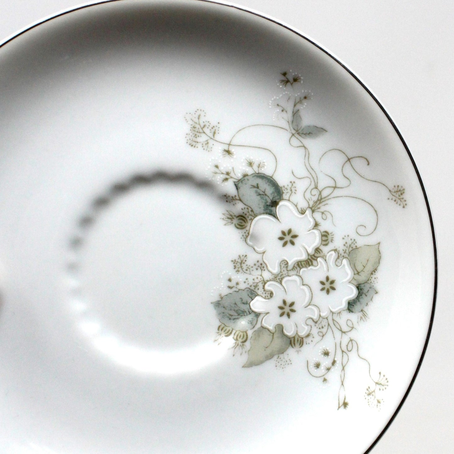 Demitasse & Saucer, Porcelana Schmidt by Leart, White Florals, Vintage