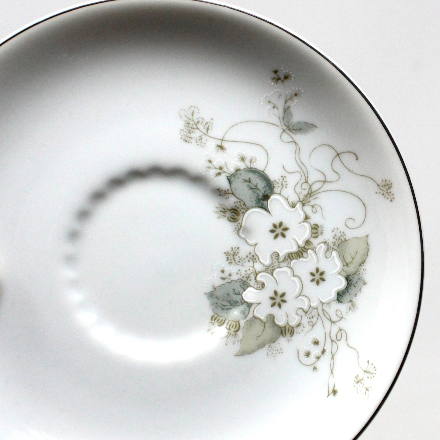 Demitasse & Saucer, Porcelana Schmidt by Leart, White Florals, Vintage