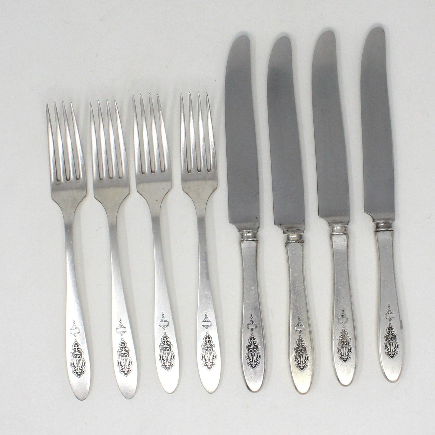 Flatware, Oneida, Silverplate, Forks & Knives Matching Set of 8, Birds of Paradise Pattern, Antique