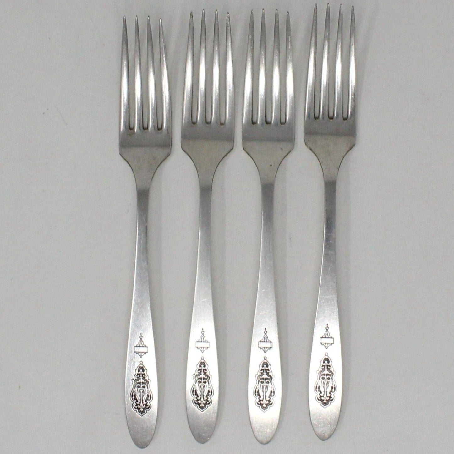 Flatware, Oneida, Silverplate, Forks & Knives Matching Set of 8, Birds of Paradise Pattern, Antique
