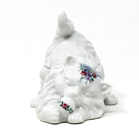 Trinket Box, Elizabeth Arden, Figural White Cat / Kitten, Southern Heirlooms, Vintage, SOLD