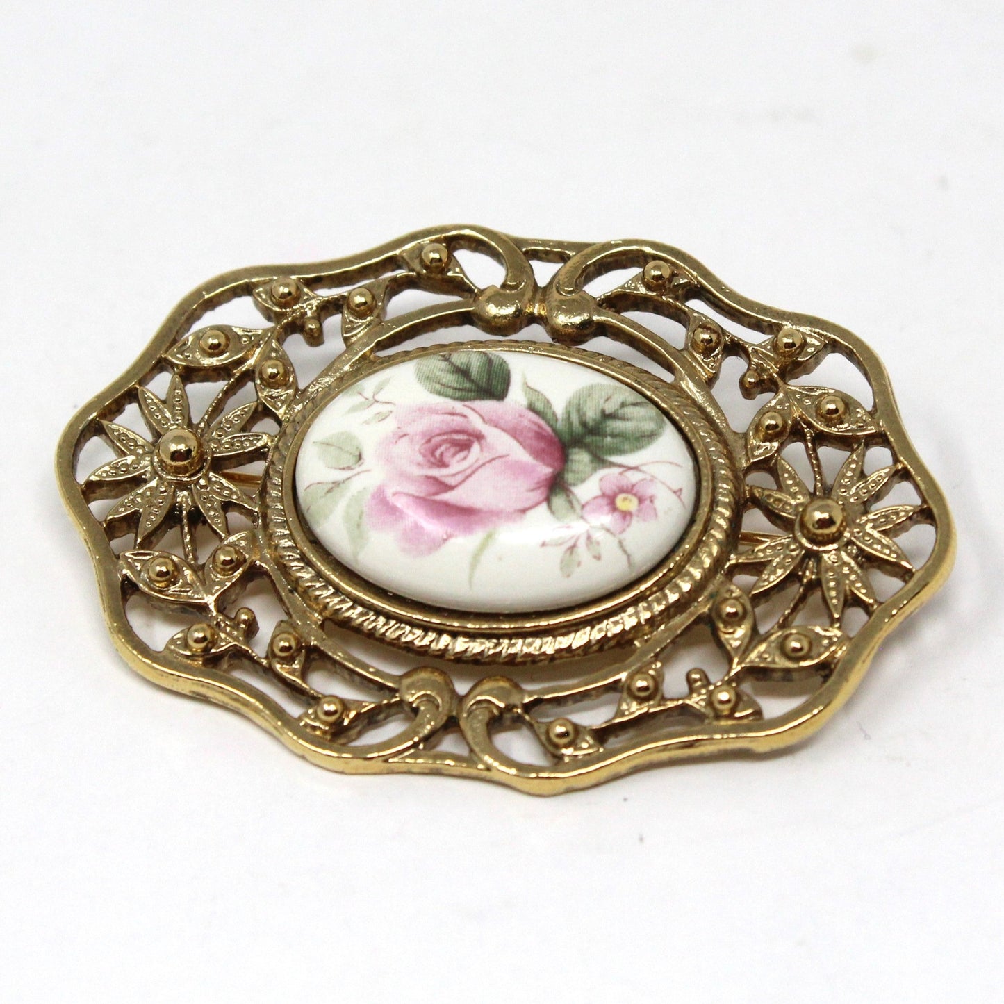 Brooch / Pin, 1928 Jewelry Co, Victorian Style with Pink Rose Porcelain Cameo, Gold Filigree