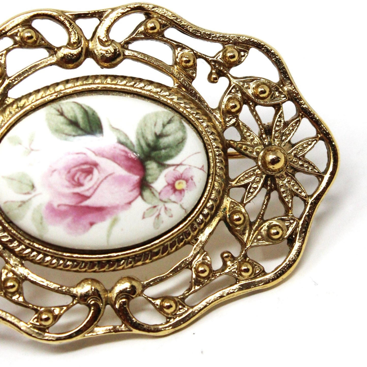 Brooch / Pin, 1928 Jewelry Co, Victorian Style with Pink Rose Porcelain Cameo, Gold Filigree