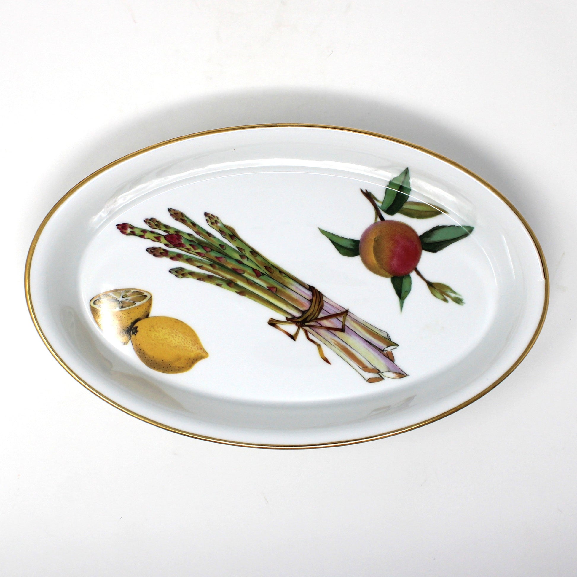 Vintage Oval Baker / Server, Evesham Gold by Royal Worcester, Ribbed Sides Elegant Tableware.