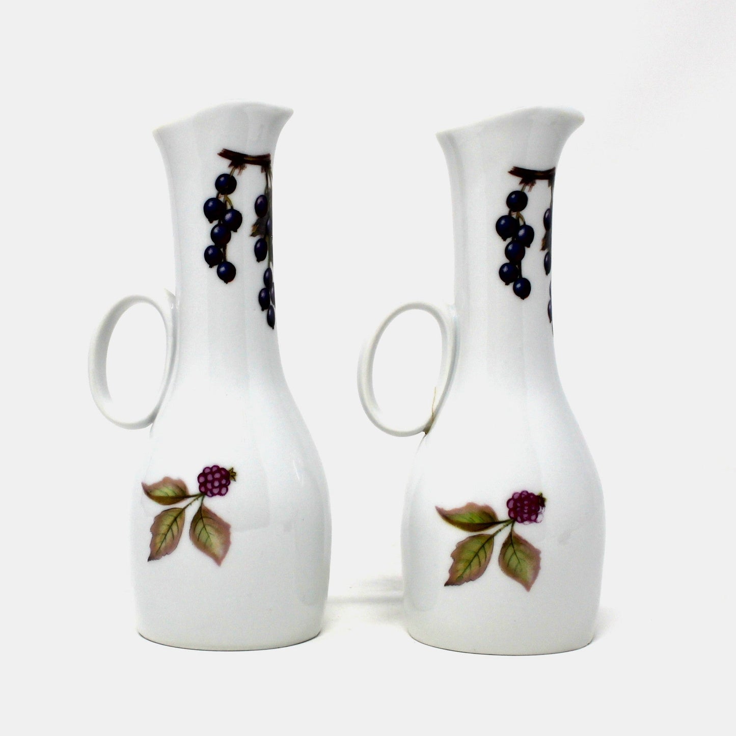 Cruets, Royal Worcester Evesham Gold Oil & Vinegar Porcelain with Wooden Stoppers, England, Vintage 1961