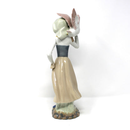 Sculpture, Casades, Girl with Goose on Shoulder, Lladro-Style figurine, Retired Figurine, Vintage