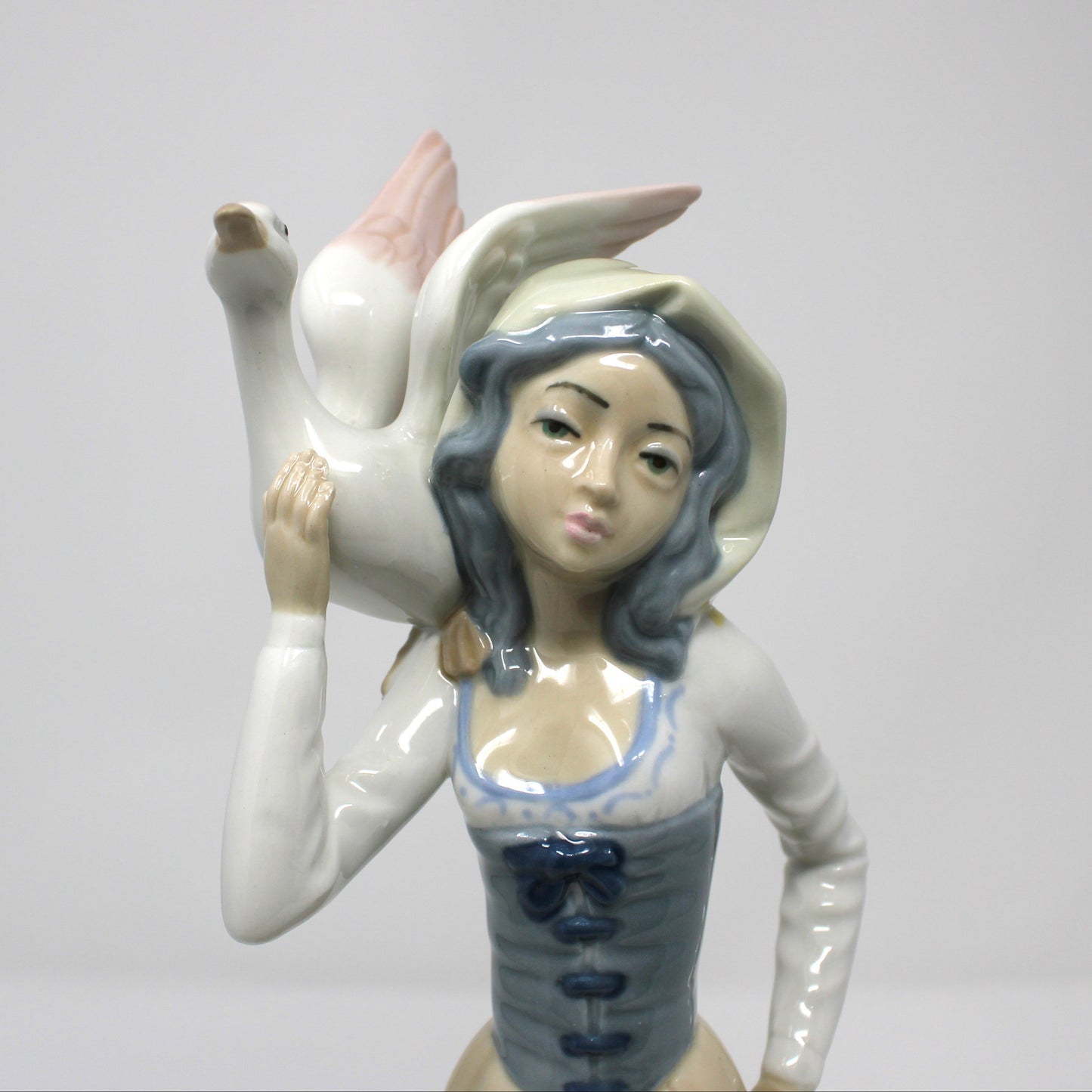Sculpture, Casades, Girl with Goose on Shoulder, Lladro-Style figurine, Retired Figurine, Vintage