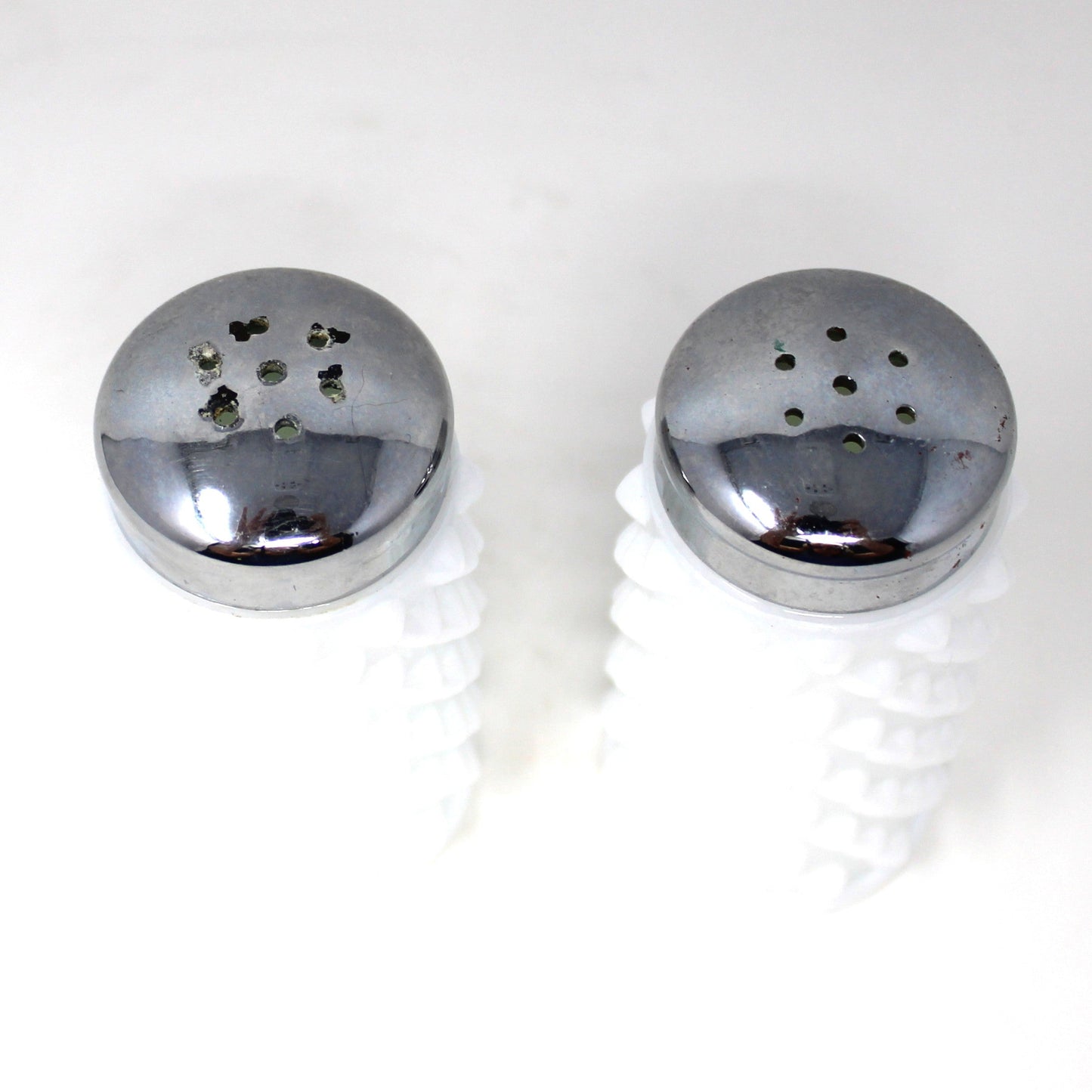 Salt and Pepper Shakers, Fenton Milk Glass Hobnail Pattern with Metal Lids, Vintage 1970's