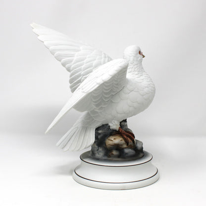 Figurine, Andrea by Sadek, White Dove Pair, Peace Doves on Rocks, Set of Two, Vintage 1970's