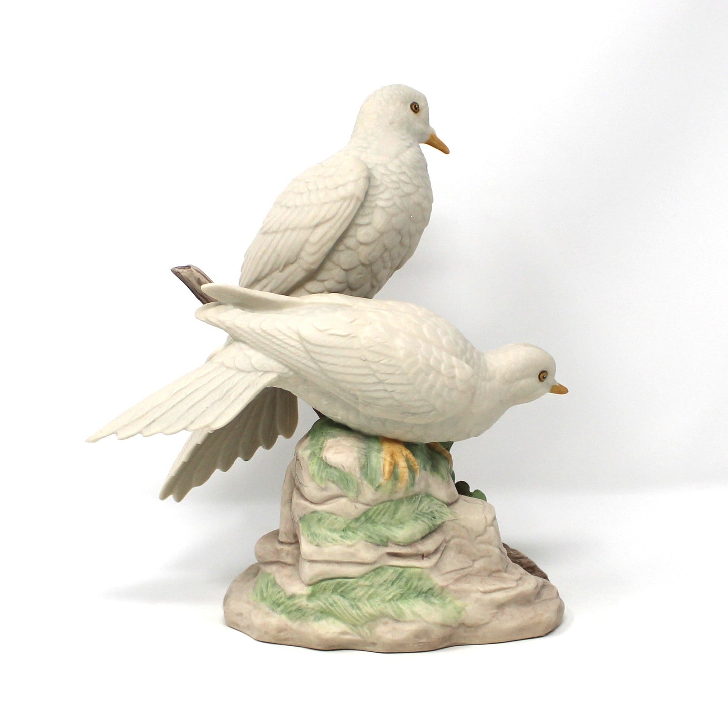 Two White Doves Figurine, Hand-Painted Bisque Porcelain, Vintage 1980s
