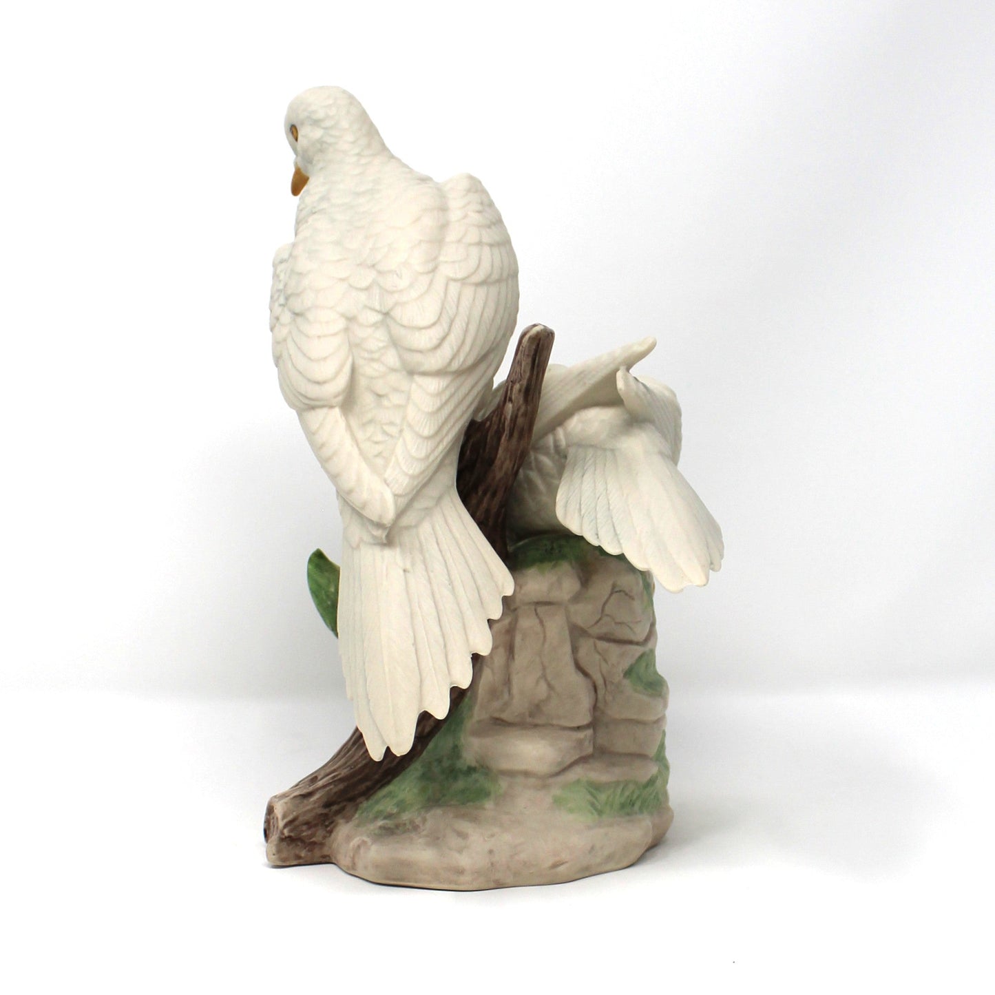 Two White Doves Figurine, Hand-Painted Bisque Porcelain, Vintage 1980s