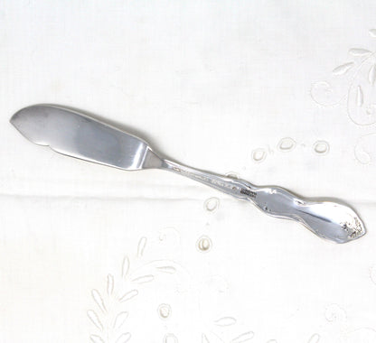Butter Knife / Spreader, Wm Rogers, Silverplate, Camelot Pattern, Vintage 1964