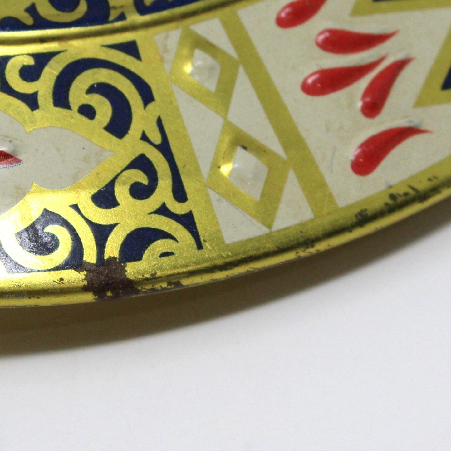 Gift Tin / Cookie Tin, Crown Derby, Imari Style Design, Chinoiserie Vintage, England