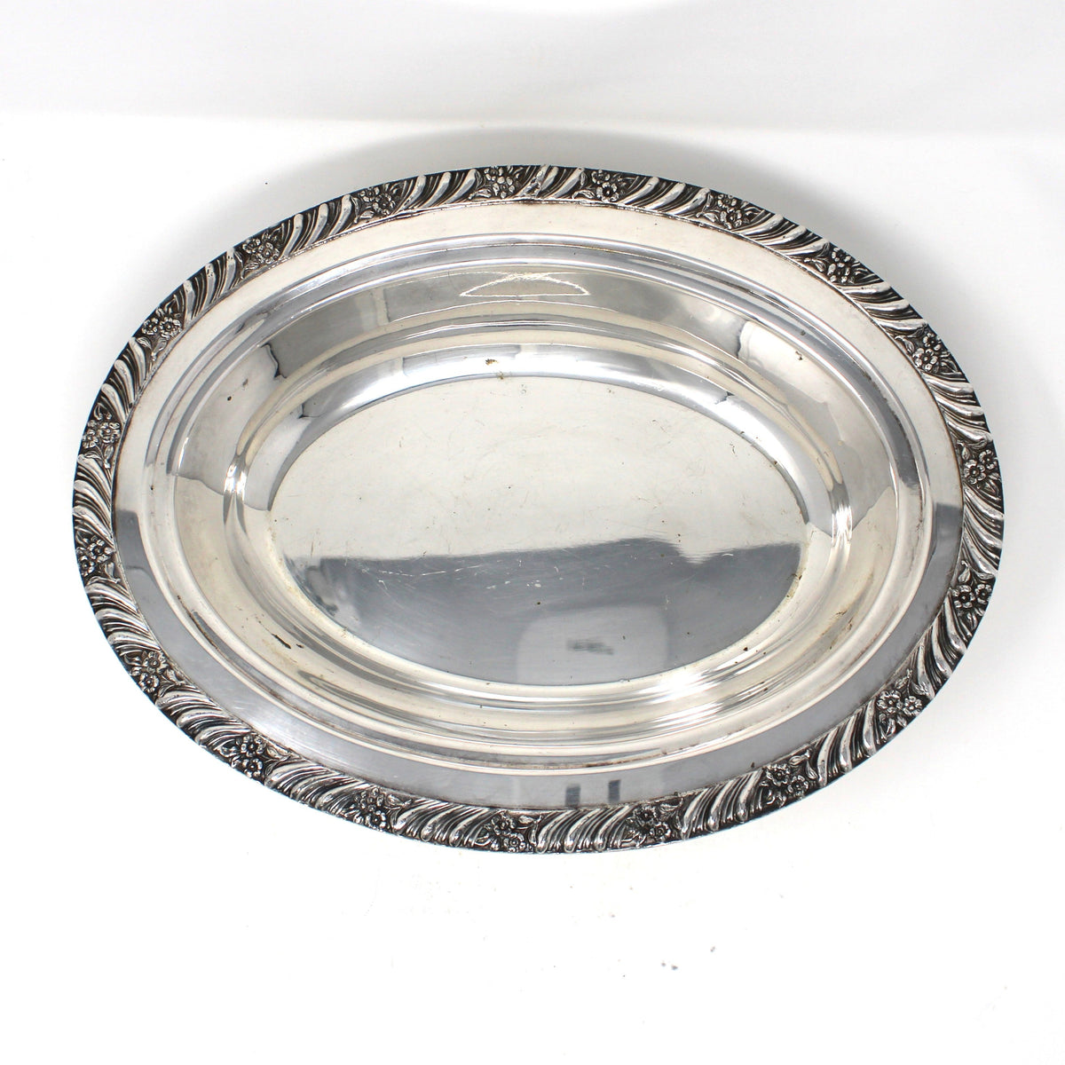 Serving Dish: FB Rogers, Oval, Silverplate #1505, Floral Gadroon Edge, Vintage 1970s