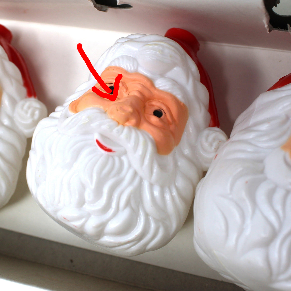 Light Covers: Christmas Santa Faces, Set of 10, Original Box, Taiwan, Vintage 1970s