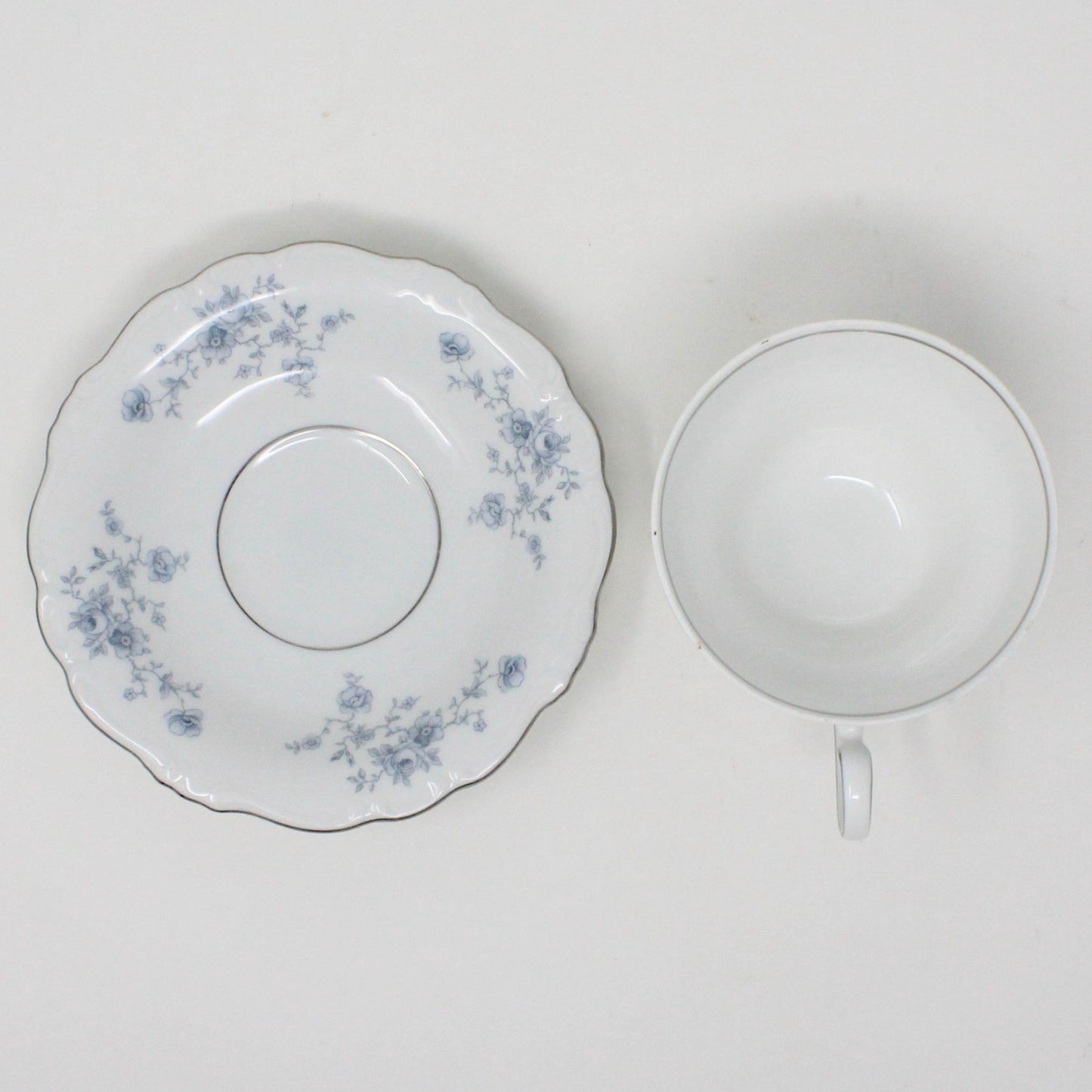 Teacup and Saucer, Johann Haviland, Blue Garland, Bavaria, Vintage, Set of 5