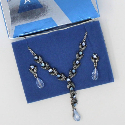 Necklace & Earrings Set, Avon, Blue Stones Flowers & Teardrops, Silver Tone, 2007
