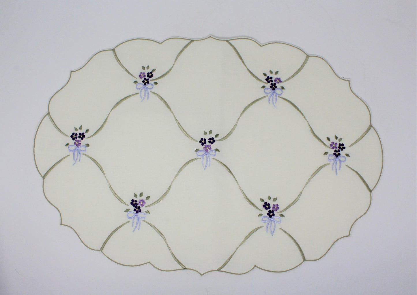 Placemats, Katherine's Collection, Embroidered, Set of 4, Vintage Linens