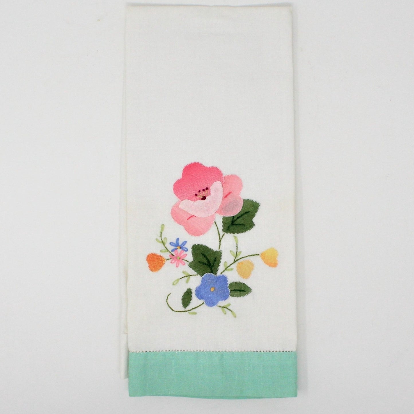 Tea Towels / Fingertip Towels, Appliqué Floral w/Green Border, Vintage