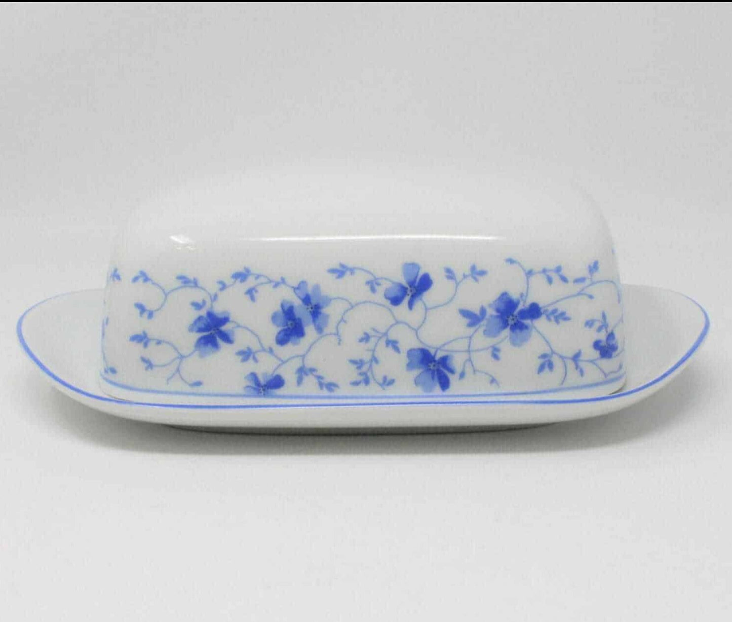 Butter Dish, ARZBERG Porcelain, BLAUBLÜTEN (Blue Flowers)