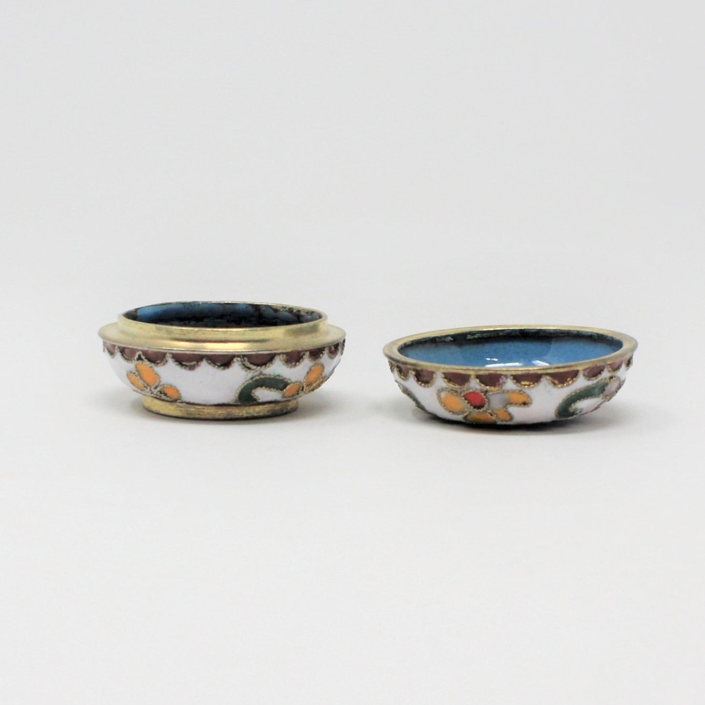 Pill Box, Cloisonné Pill Box, Enamel Oriental Florals