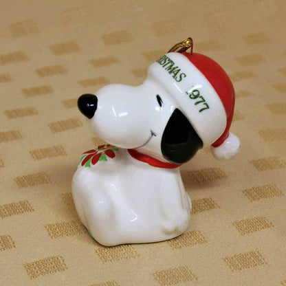 Ornaments, Snoopy with Poinsettia, 1977 Vintage, NOS