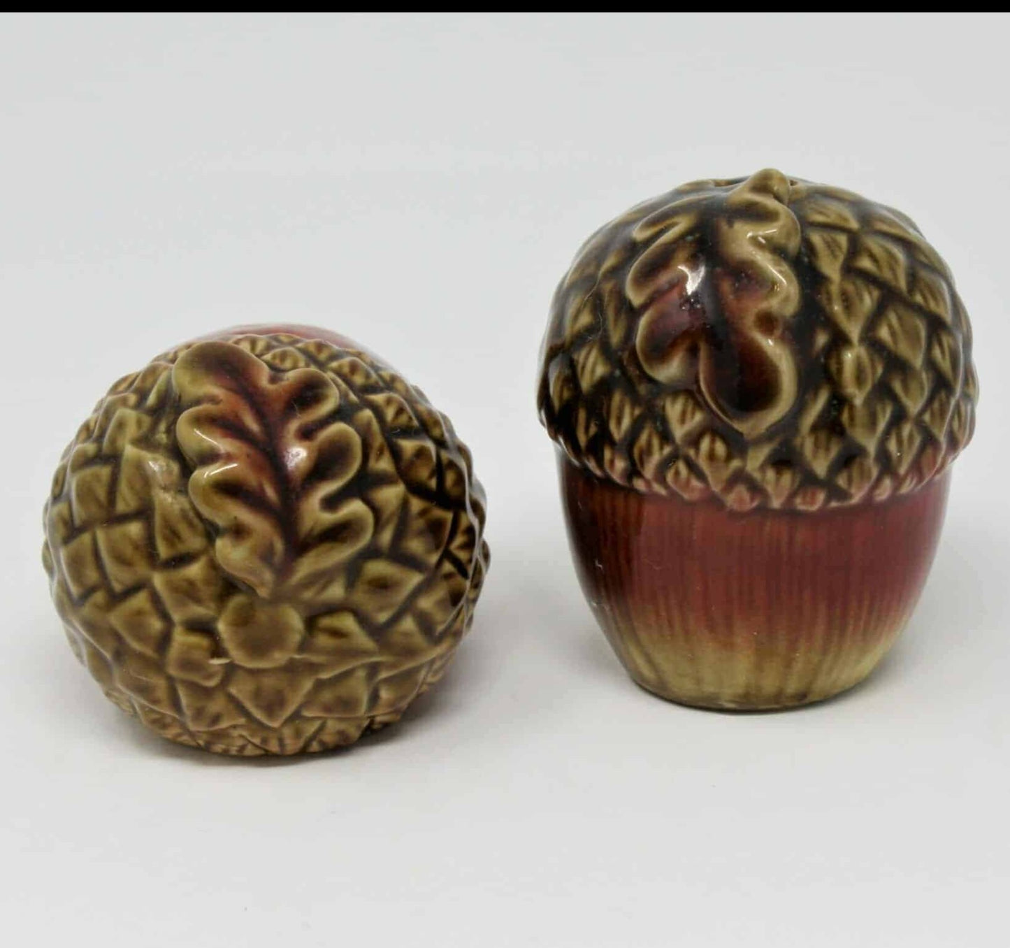 Salt and Pepper Shakers, Acorn Shaped Ceramic, Fall Decor