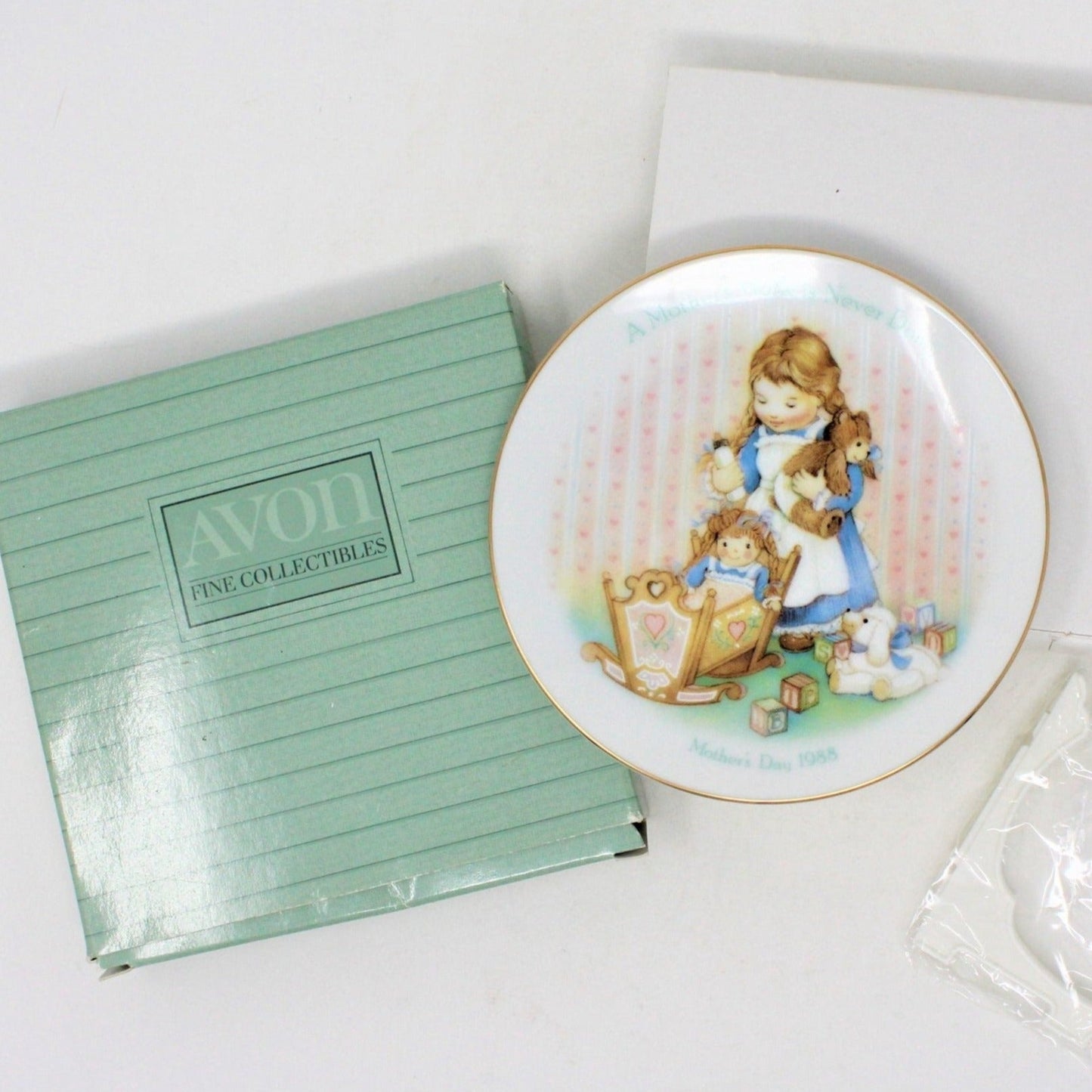 Decorative Plate, Avon, Mother's Day 1988, A Mother's Work is Never Done, in Box, Vintage