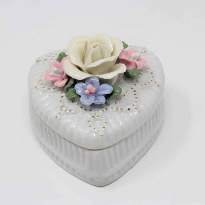 heart shaped box with applied roses