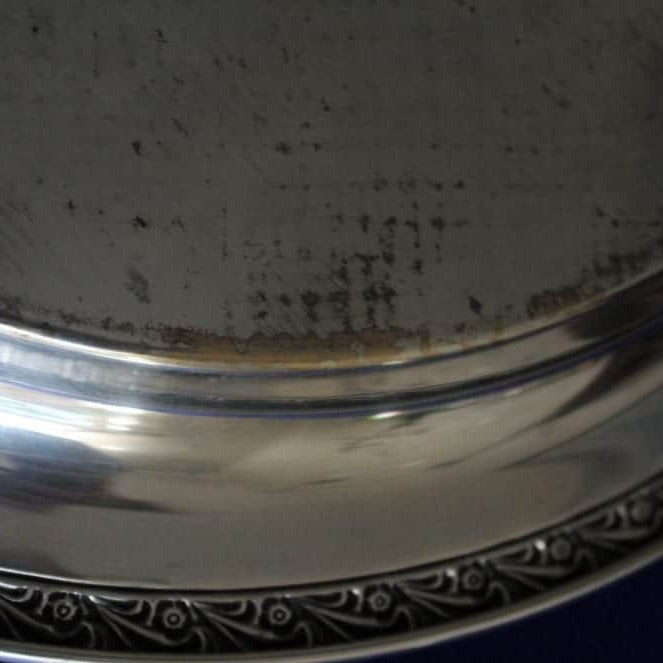 Tray, Wm Rogers, Silverplate, Floral 772, Ornate Etched, 15" Round, Vintage