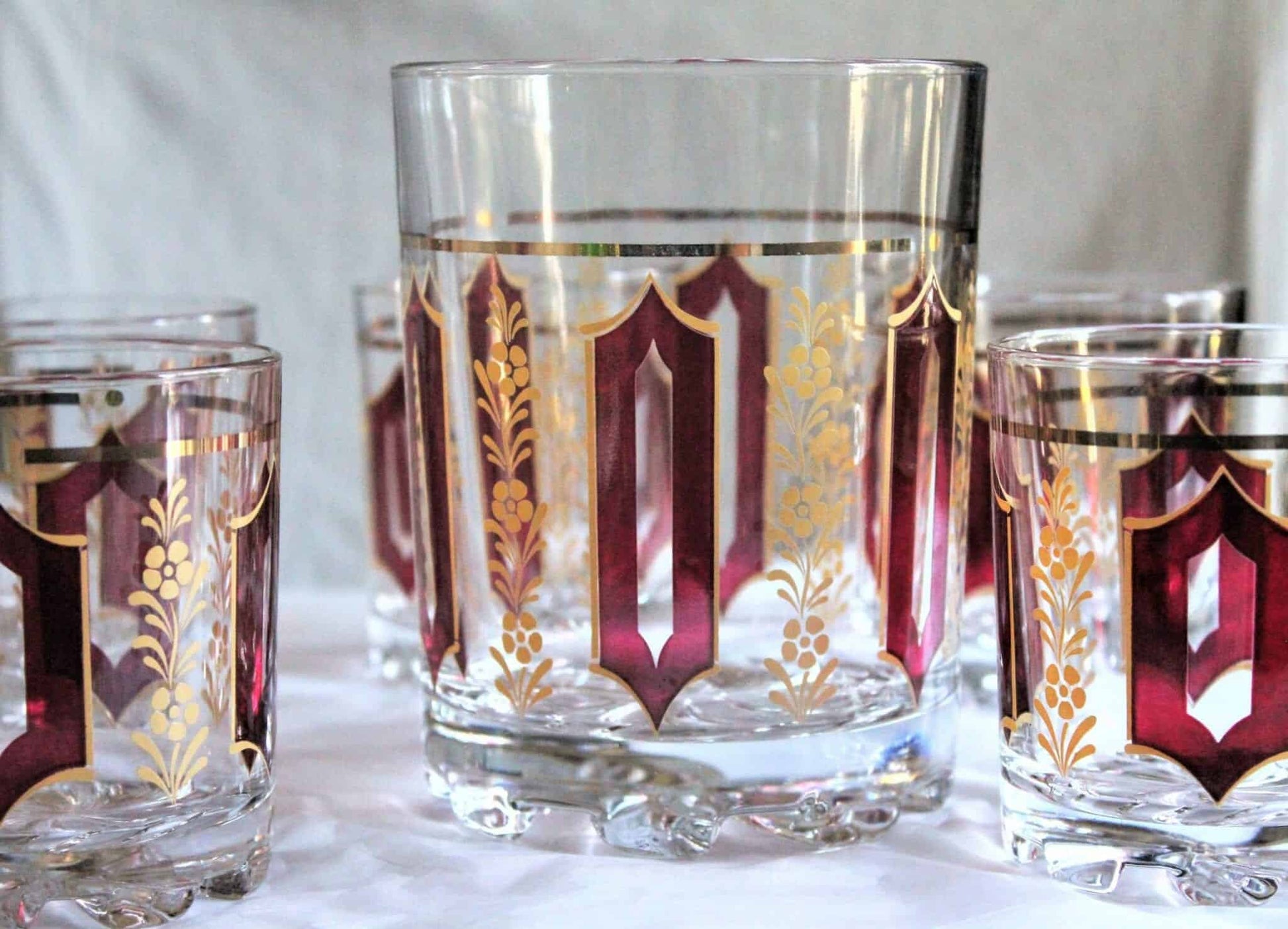 6 Vintage Cocktail Highball Glasses, Vintage Gold Cocktail Glasses, Bar  Cart Decor, Mad Men Style, 1950's Vintage Barware