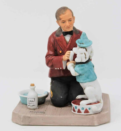 Figurine, Norman Rockwell, While The Audience Waits, Porcelain, Vintage