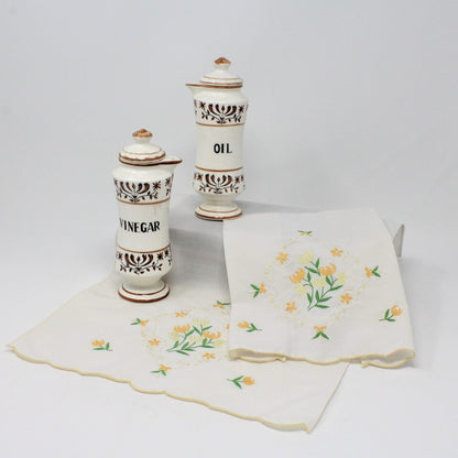 Tea Towels / Fingertip Towels, Embroidered Yellow Floral, Set of 2, Vintage