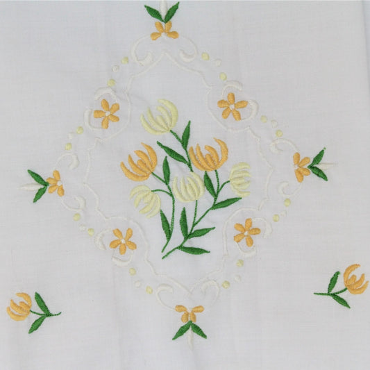Tea Towels / Fingertip Towels, Embroidered Yellow Floral, Set of 2, Vintage