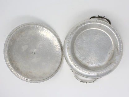 Serving Bowl with Lid, Rodney Kent Hammered Aluminum 2Qt, Vintage