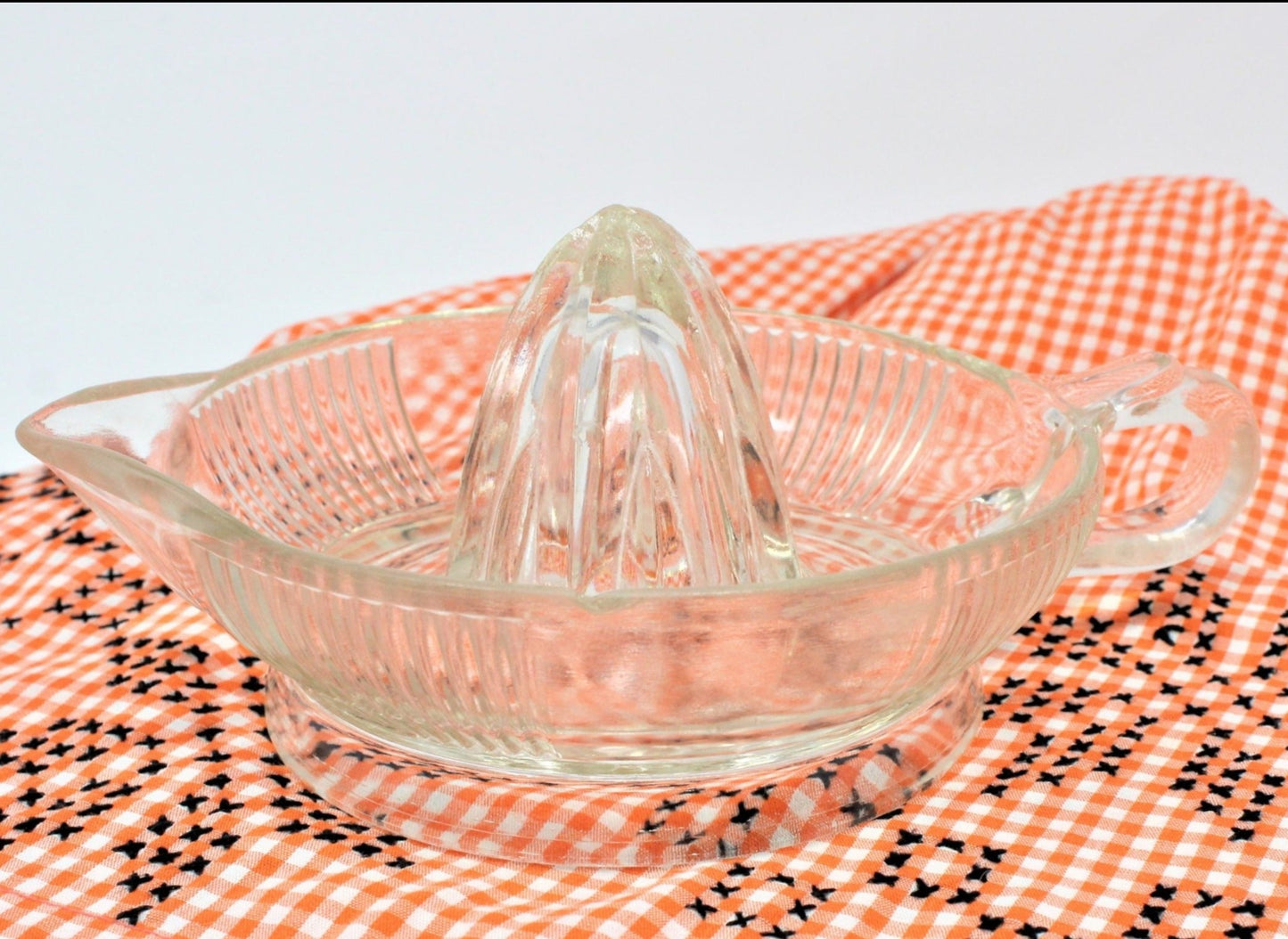 Reamer / Fruit Juicer, Depression Glass, Clear, Vintage