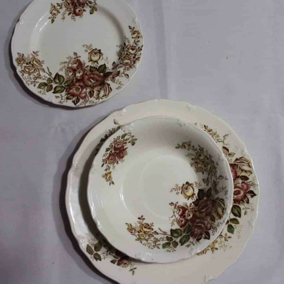 Fruit / Dessert Bowls, W.R. Midwinter, Madalyn, Earthenware, Set of 7, Vintage