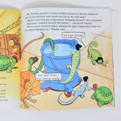 Children's Book, Scholastic, The Magic School Bus Gets Cold Feet, Softcover, 1997